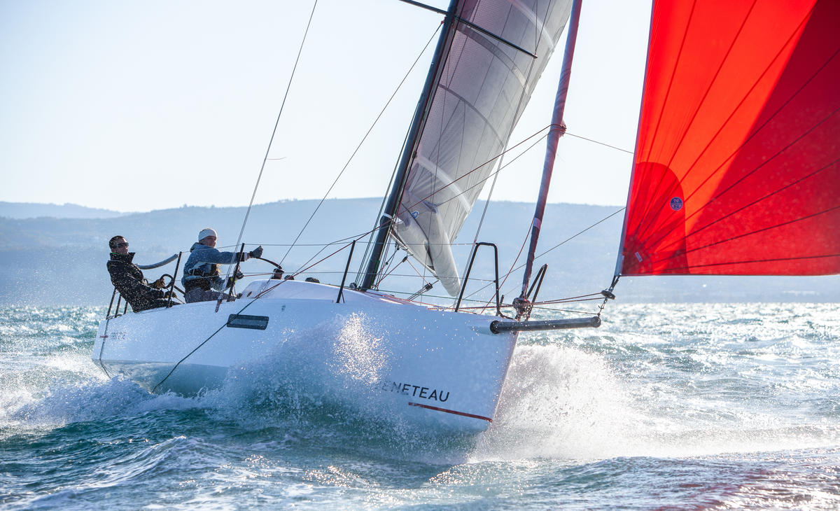 beneteau wizz sailboat