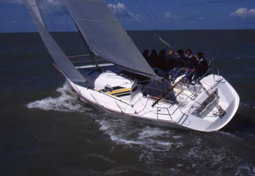 beneteau first class 8 sailboatdata