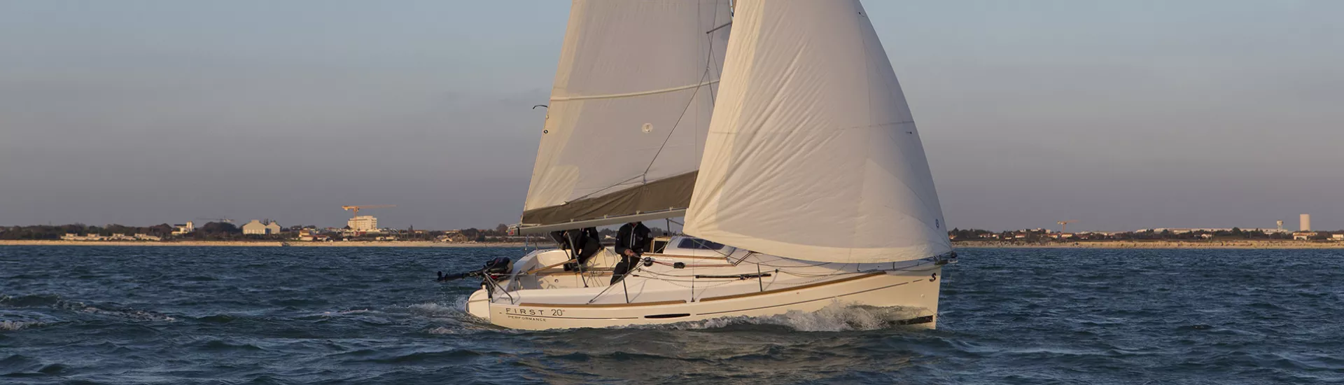 20 ton sailboat