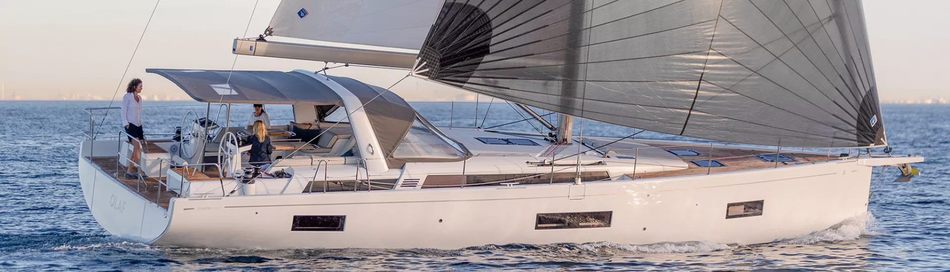 54 foot sailing yacht