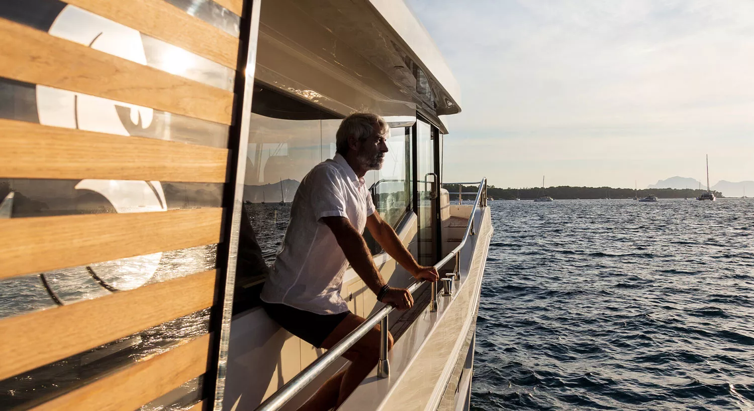 Grand Trawler 62
