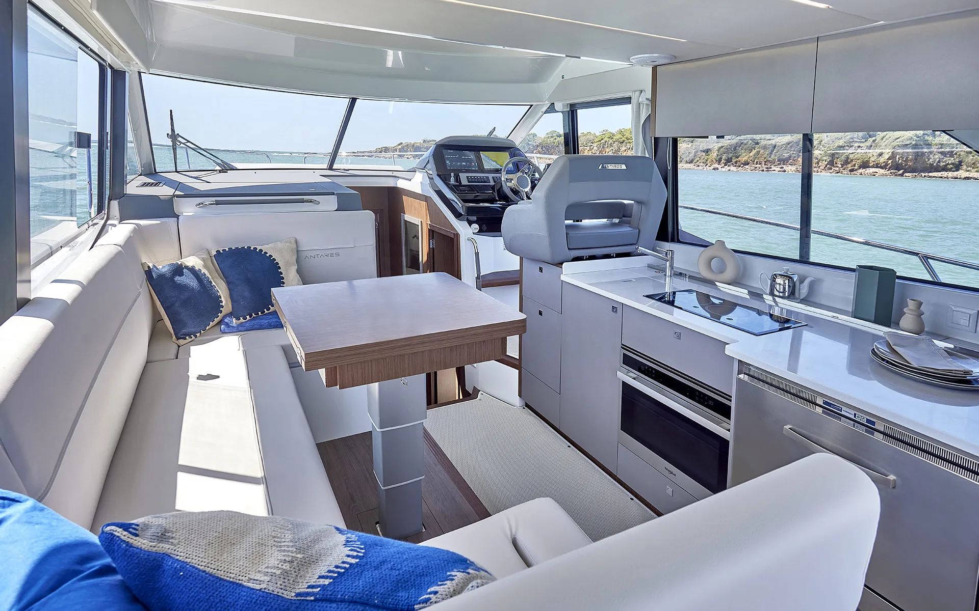 interieur-antares-12-1