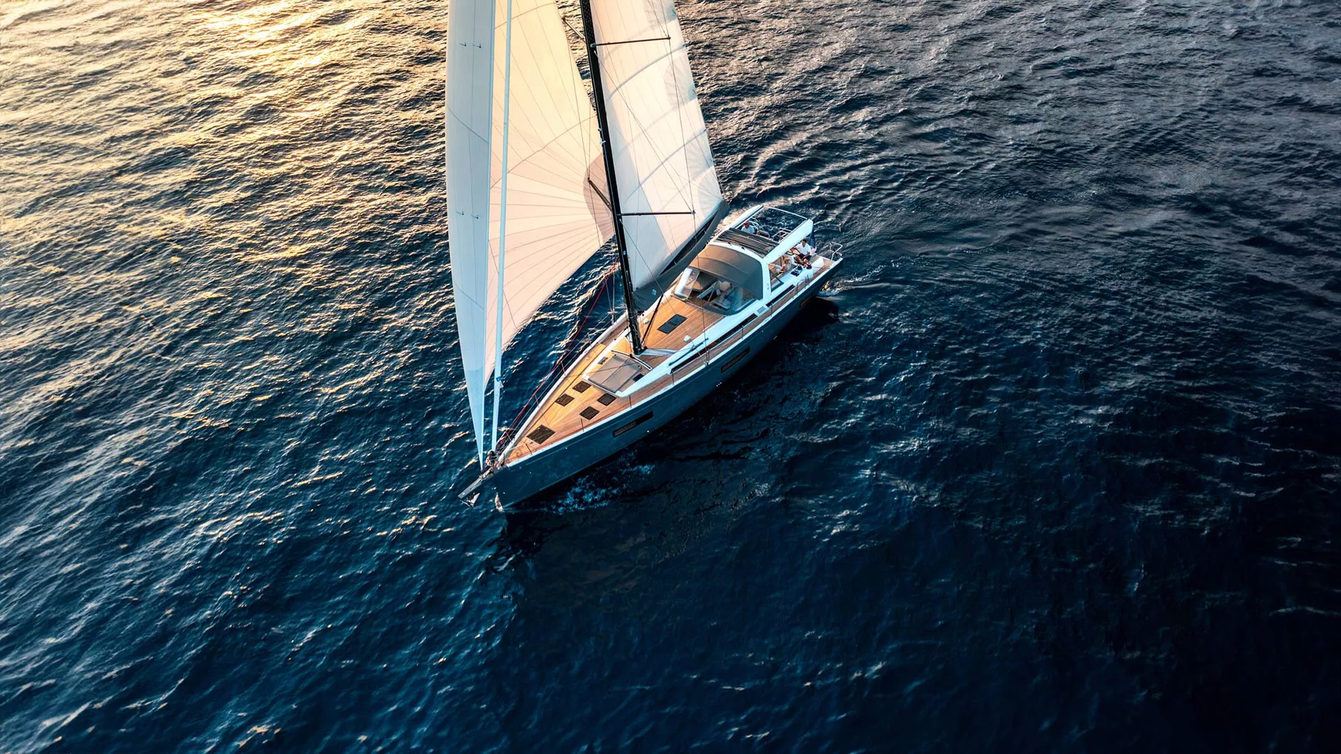 Oceanis-yacht-60.jpg
