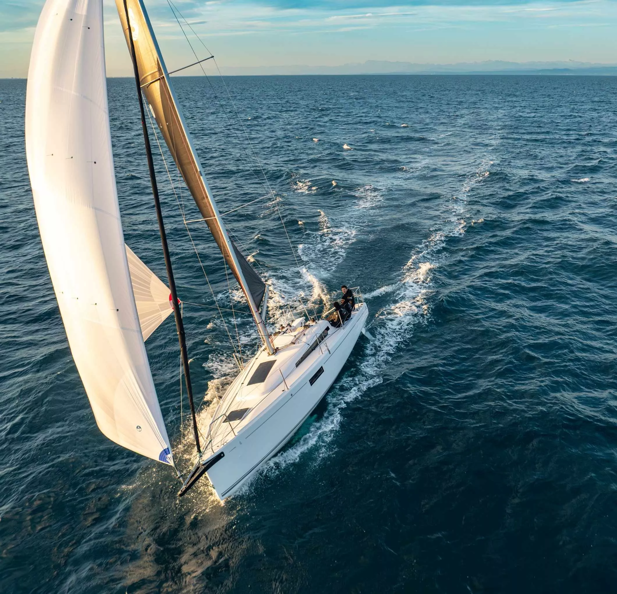 illu-first-30-article-british-yachting-awards-2025