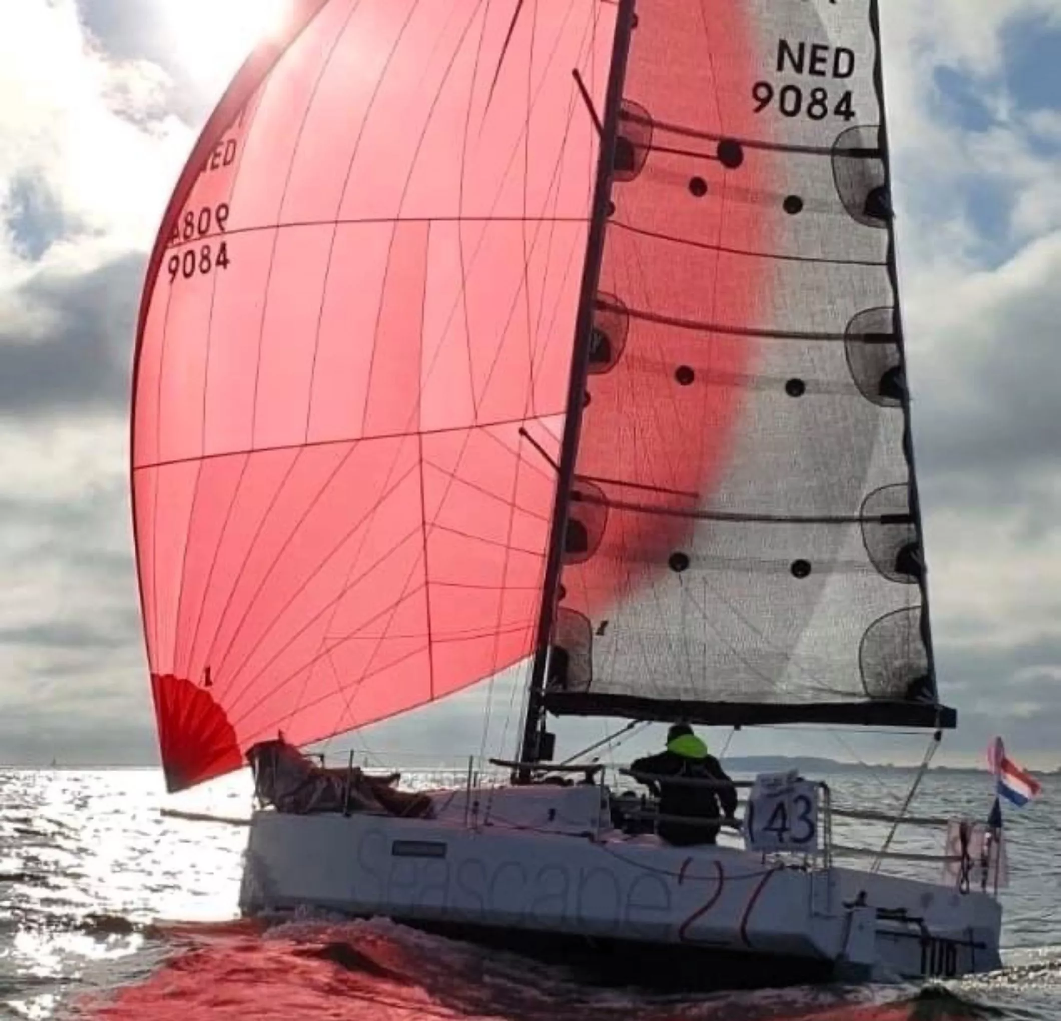 article-Milan-Tomek-First-27-First36-SE-illu-13