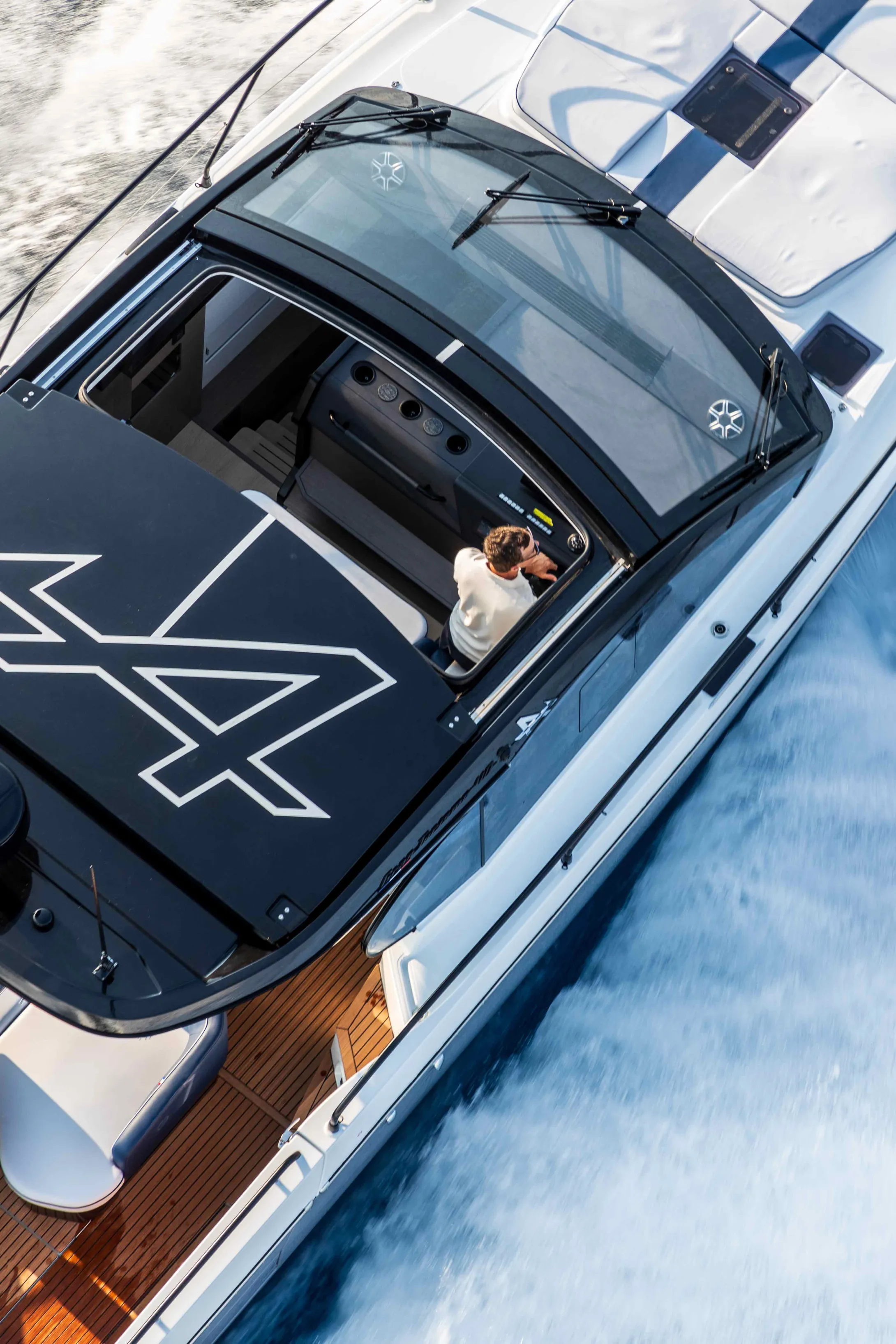 alpine-boat-vertical