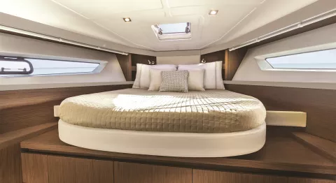 bedgoals have been met on this Beneteau GT46! This room looks so sleek, cool, chic and contemporary. We loved this project! . . . #ya…