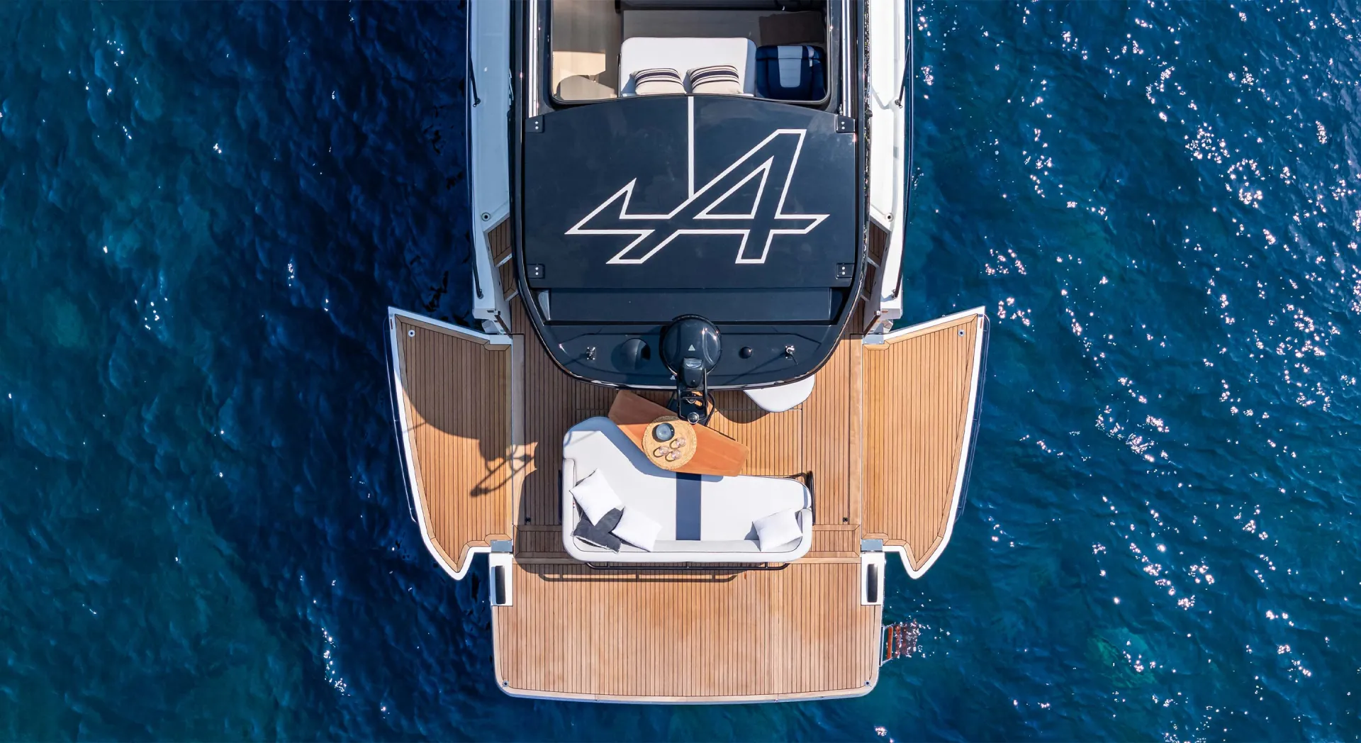 gran-turismo-40-exterior-design-16