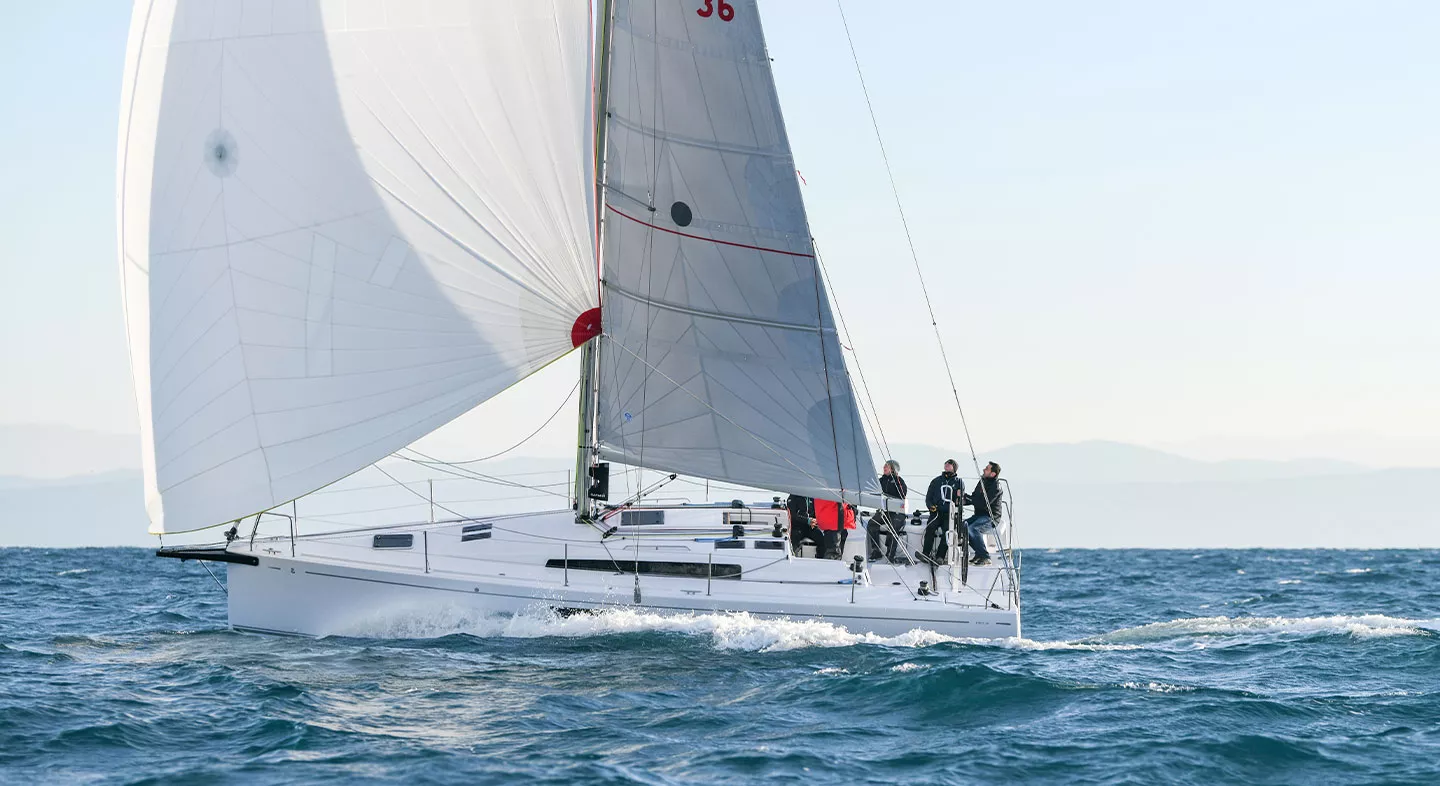 锋仕36 | BENETEAU
