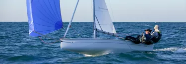 帆船 锋仕14 | BENETEAU