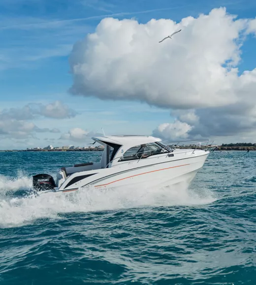 beneteau motor yachts