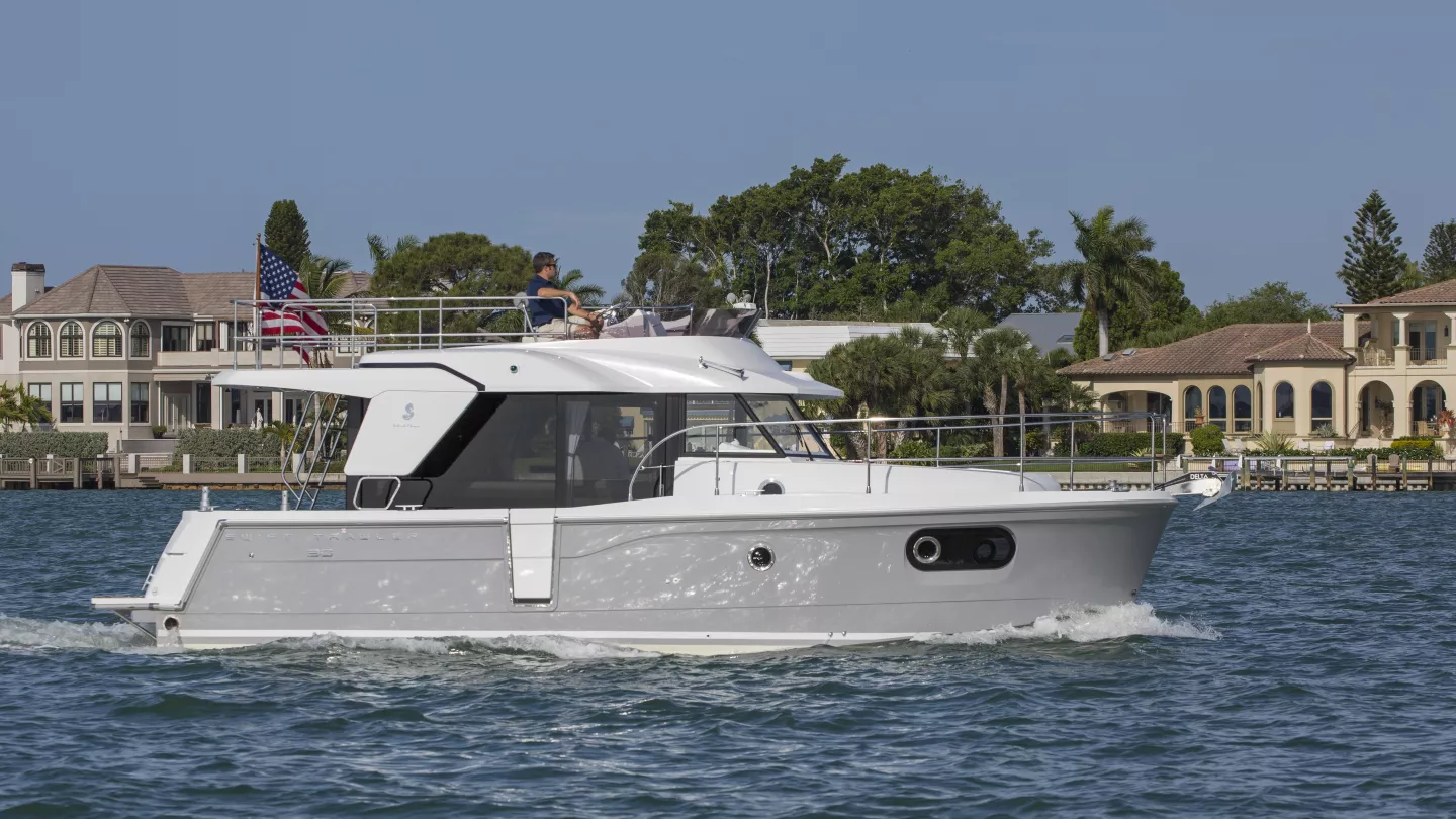 Beneteau swift trawler shop 30