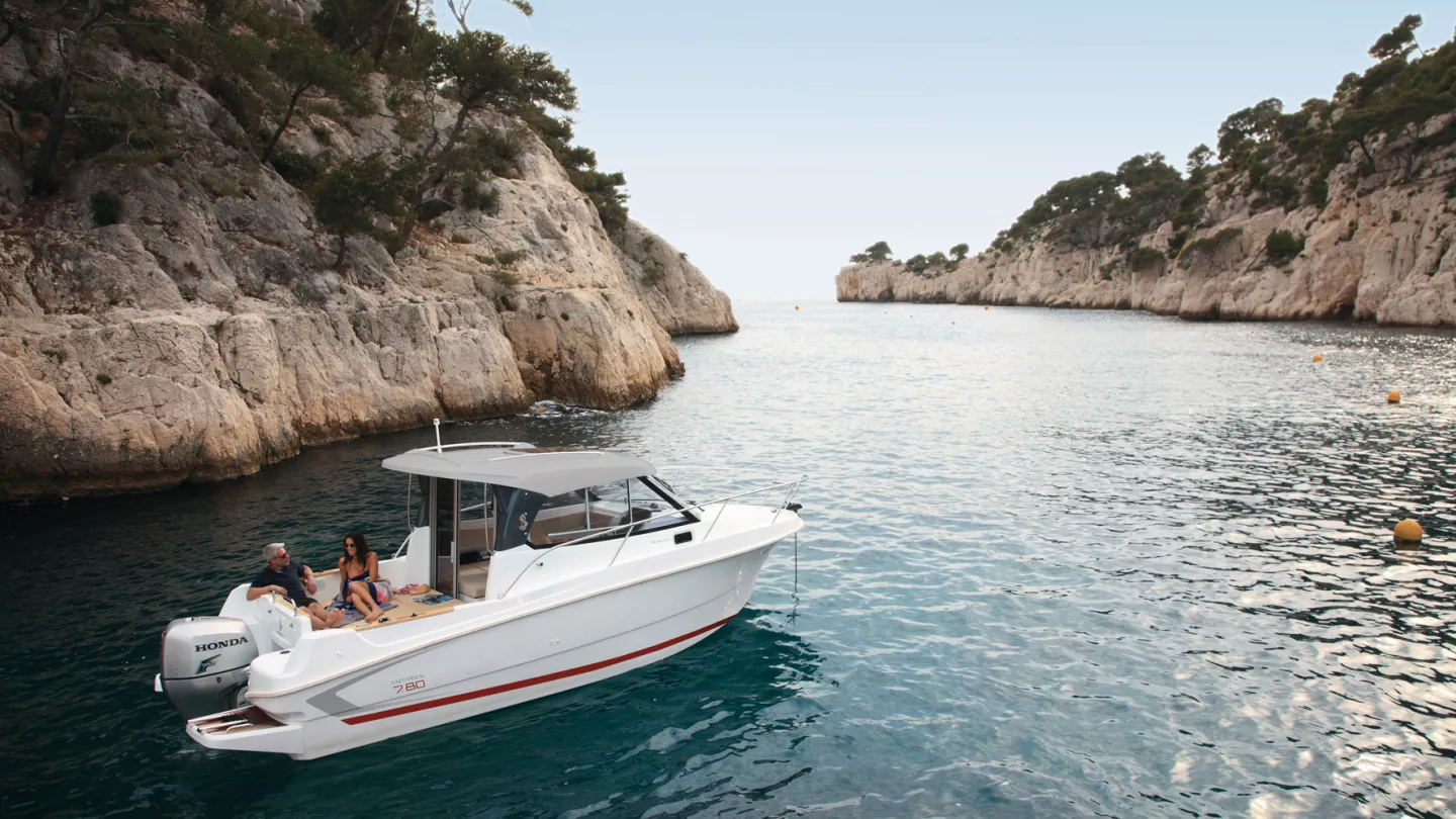 Beneteau Antares 7.80 — view 6