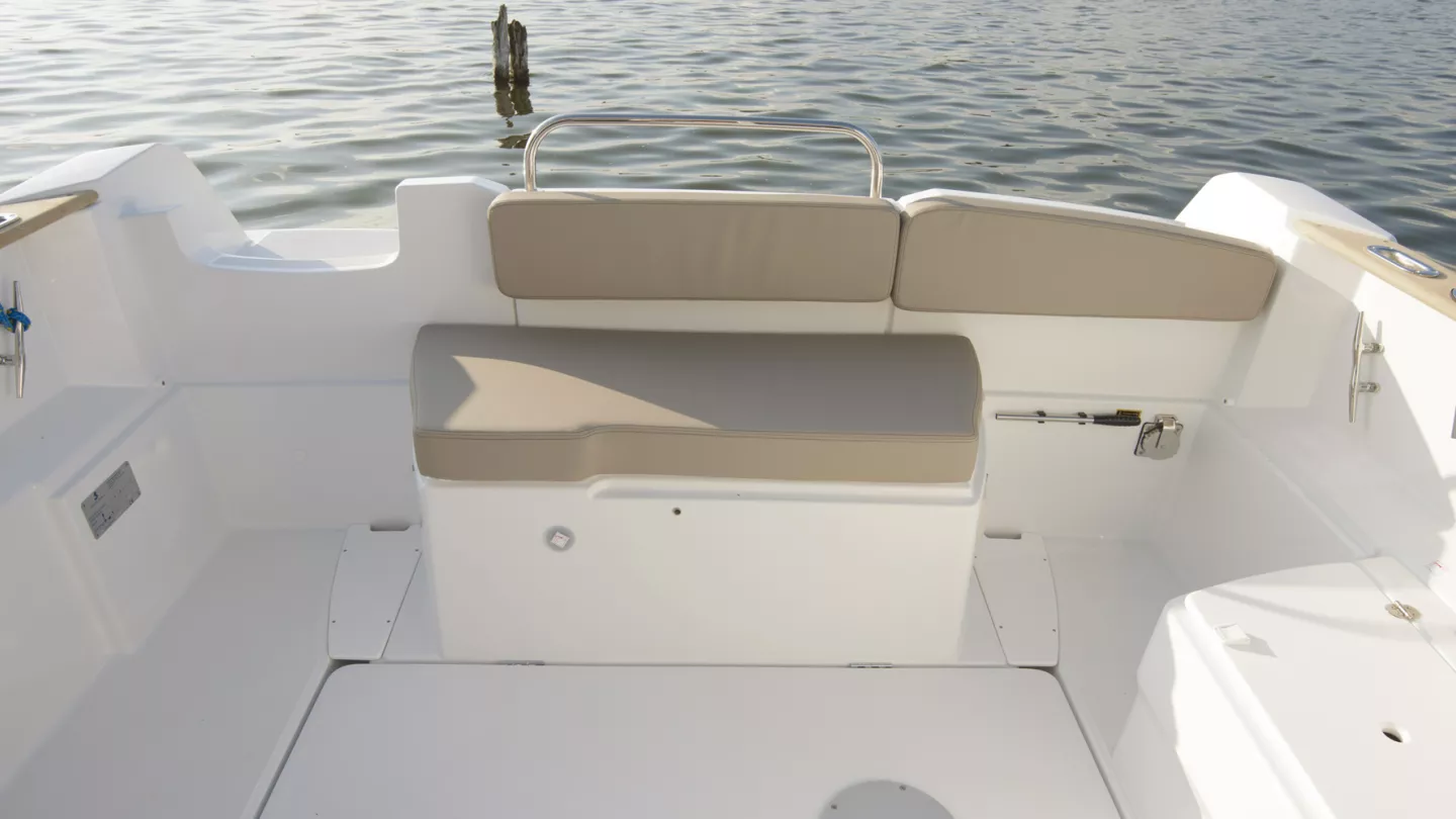 Beneteau Antares 7.80 — view 3