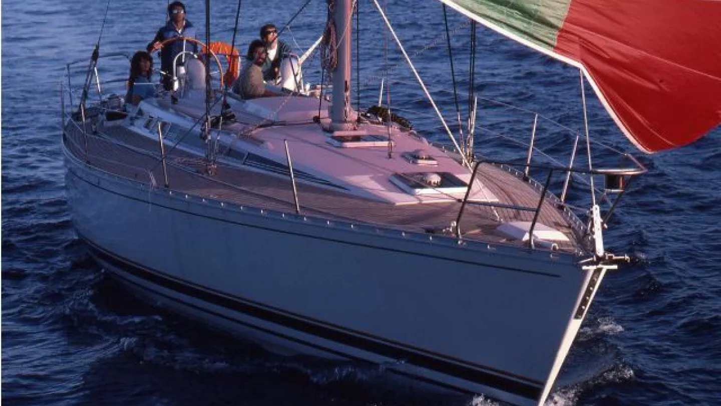 sailboatdata beneteau 43