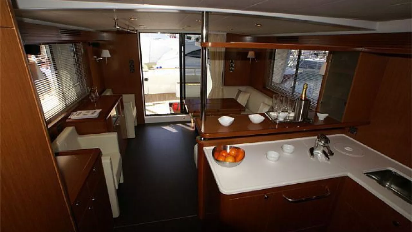 beneteau swift trawler 52 yacht for sale