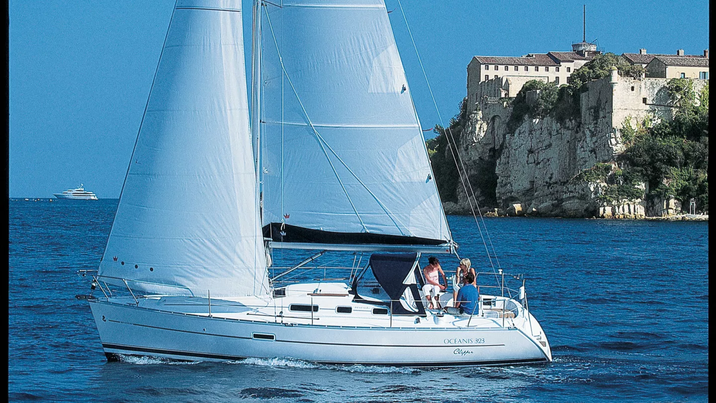 OCEANIS CLIPPER 323, Bénéteau heritage