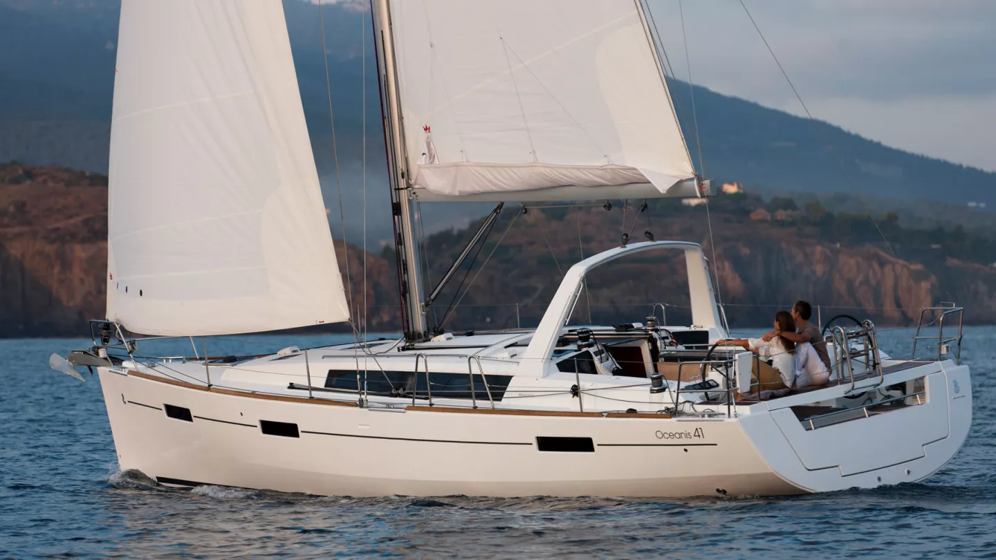 yacht beneteau 41