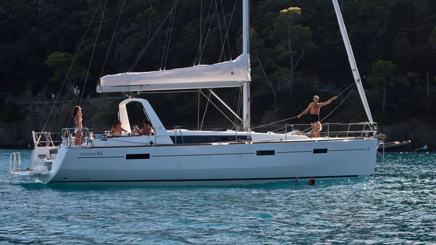 Beneteau oceanis 45 online