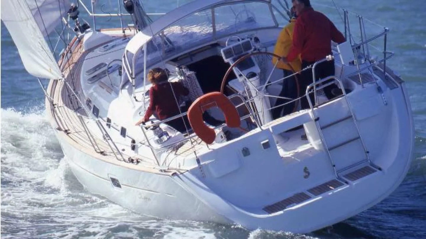 sailboatdata beneteau 423