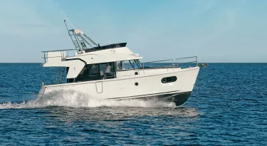 Beneteau Swift Trawler 35 Un Beau Yacht à Moteur à Louer