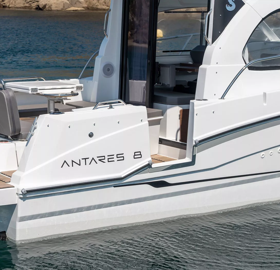 beneteau motor yachts