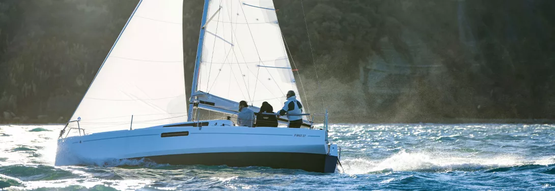 fast pocket cruiser sailboat