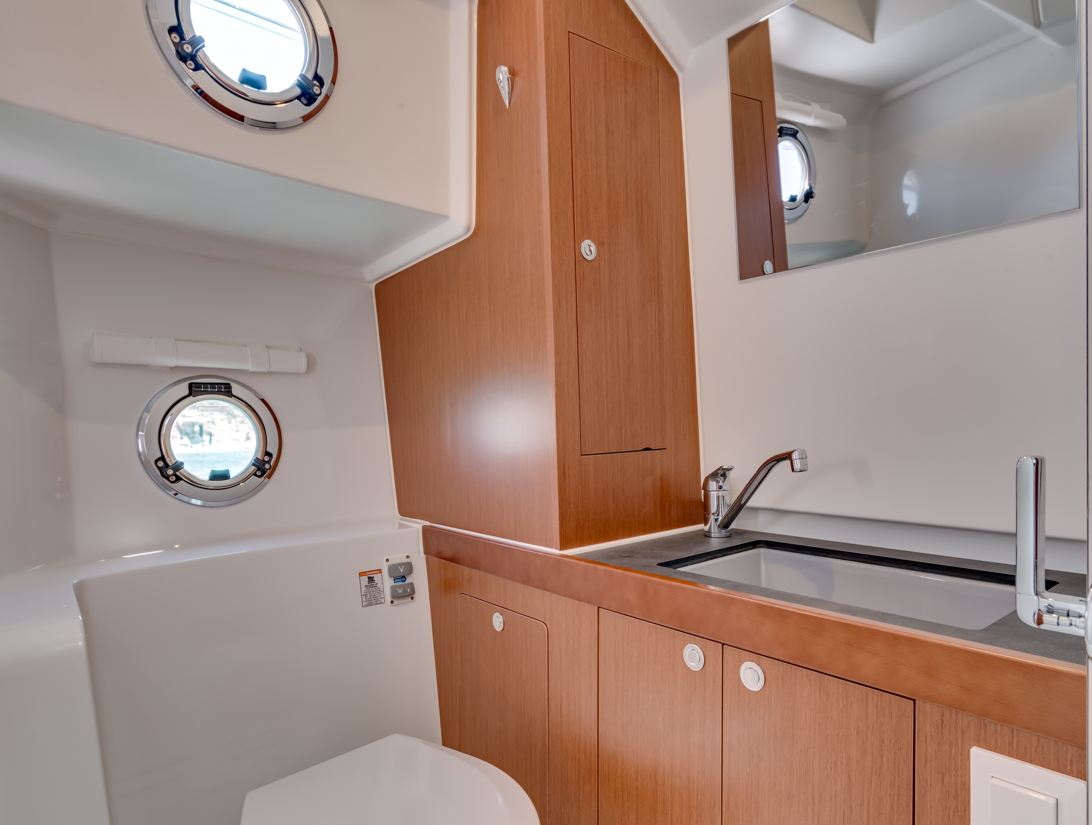 BENETEAU Swift Trawler 30 | A trawler as it should be.